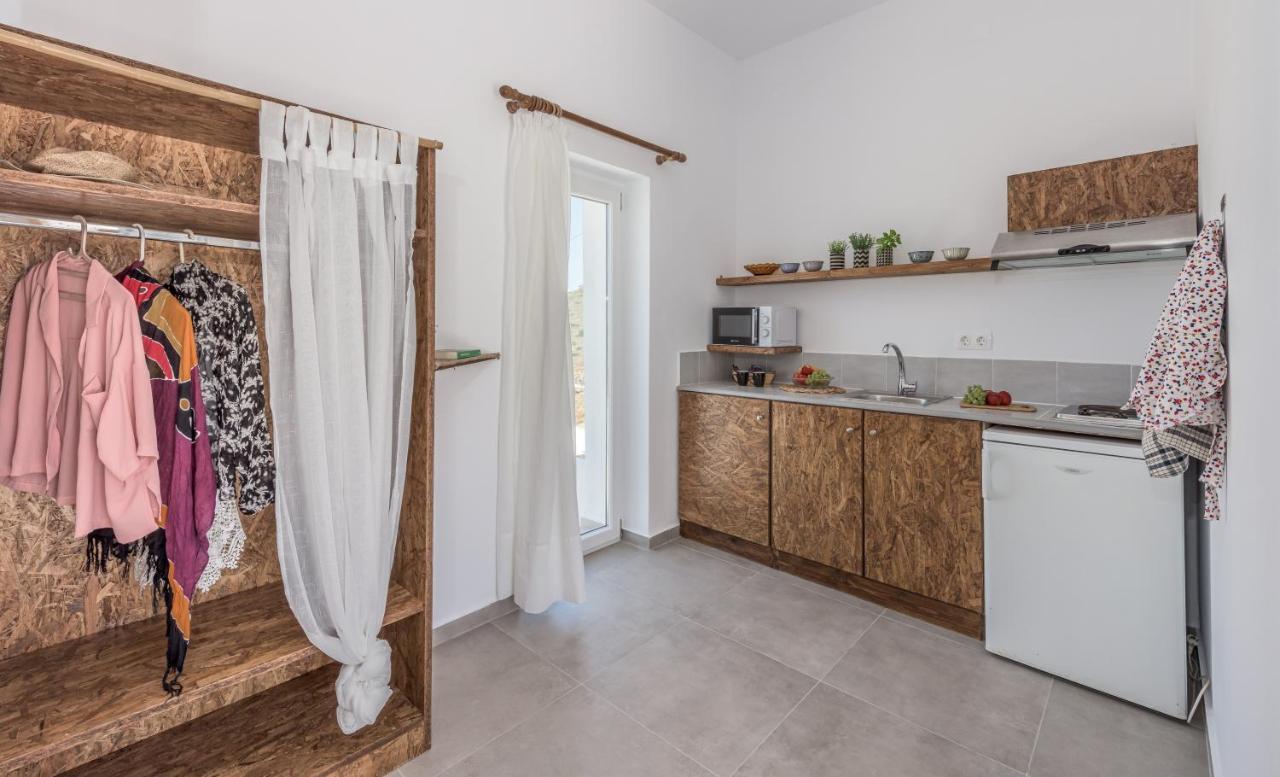 Plakes Sea View Apartment Plaka (Milos) Exterior photo