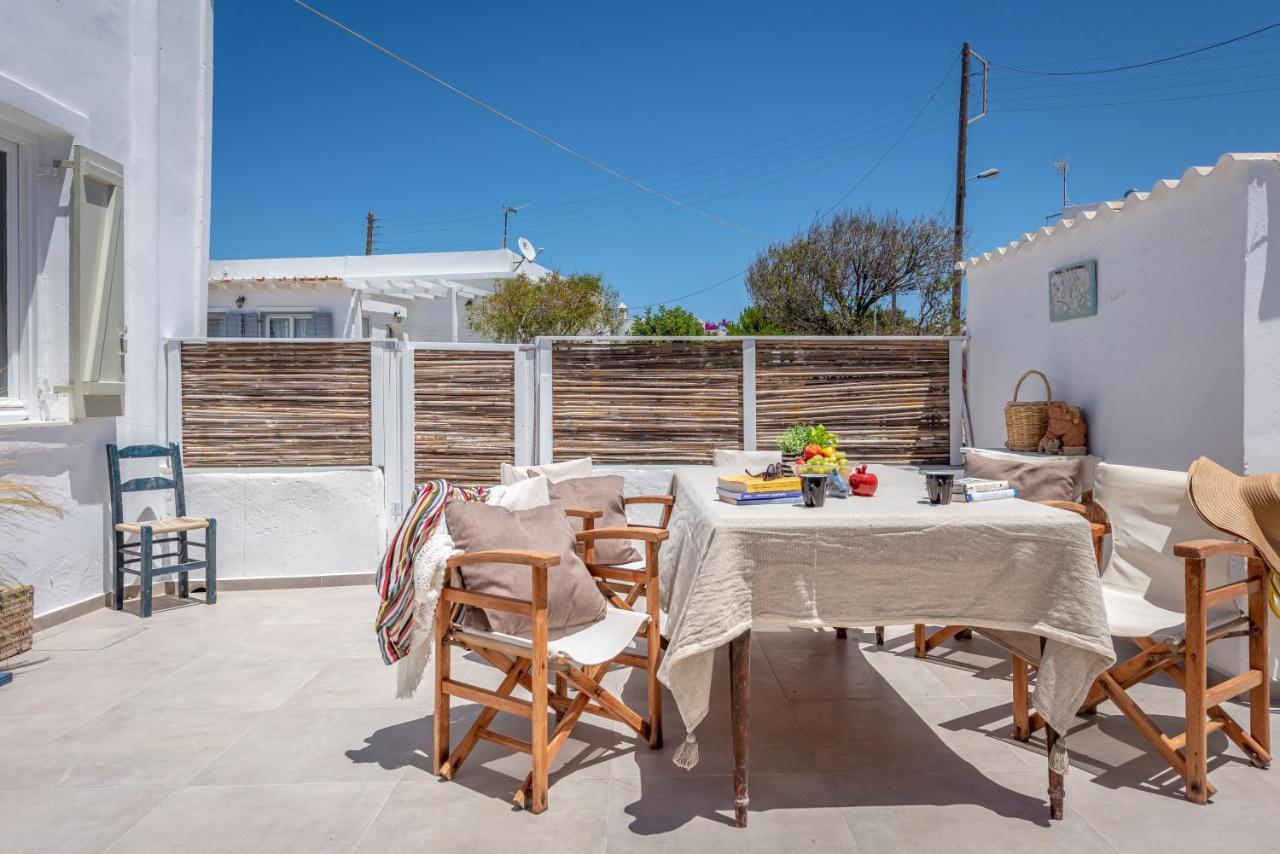 Plakes Sea View Apartment Plaka (Milos) Exterior photo